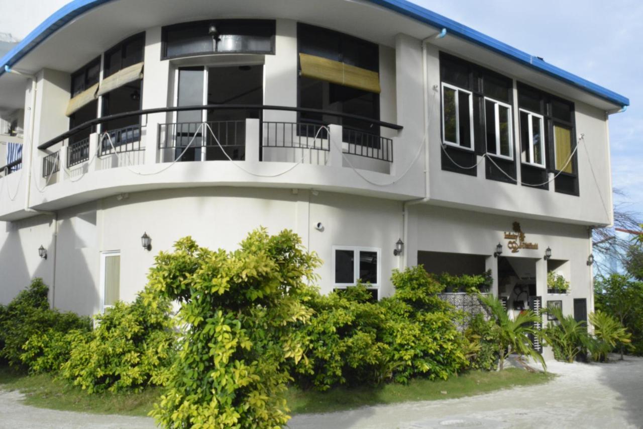 Hôtel Infinity Dhiffushi Extérieur photo