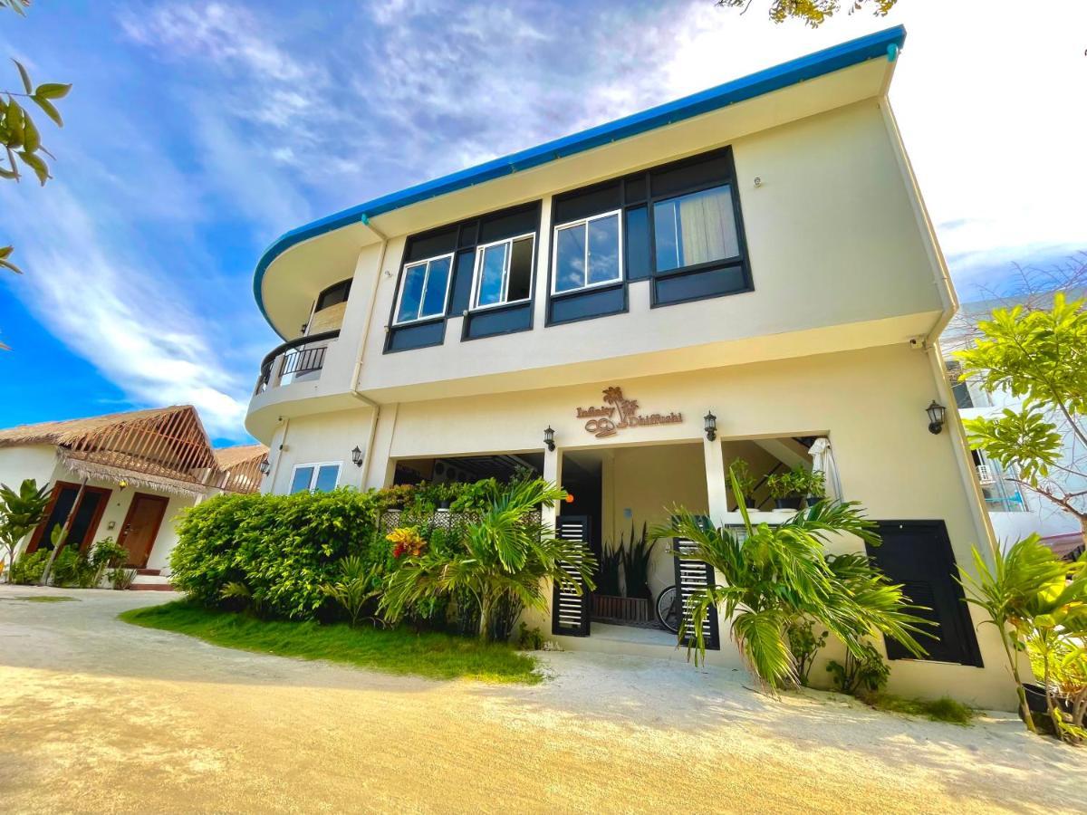Hôtel Infinity Dhiffushi Extérieur photo